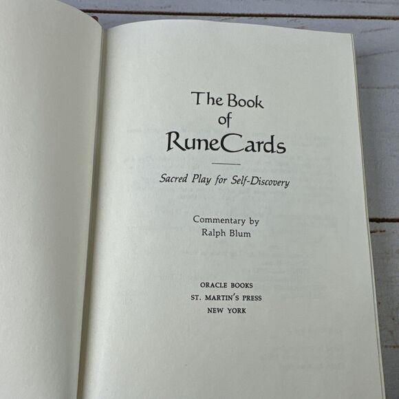 The Book Of Rune Cards: Sacred Play for Self Discovery by Ralph Blum 1989 - Picture 5 of 6